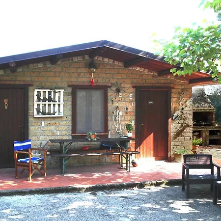 Giulia Villa *